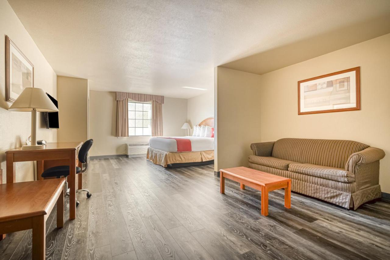 Oyo Townhouse Wichita Falls West Eksteriør billede